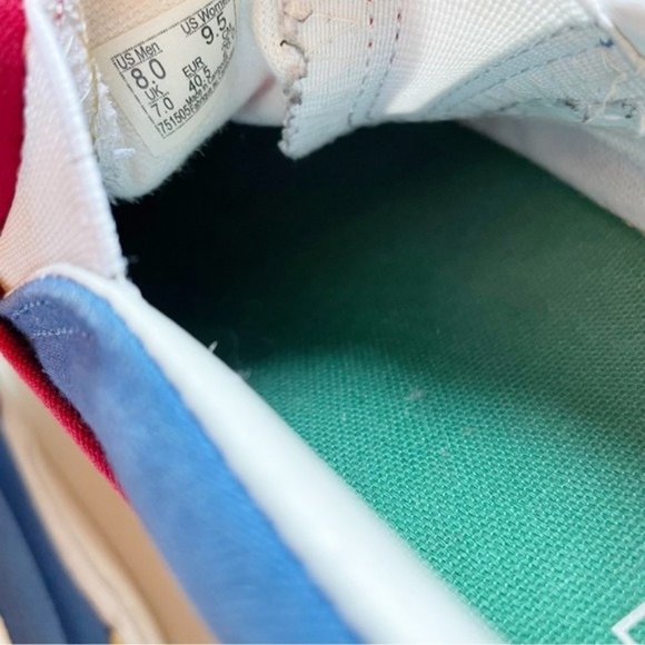 • Vans Colorblock Slip-On Sneakers • - Picture 9 of 9